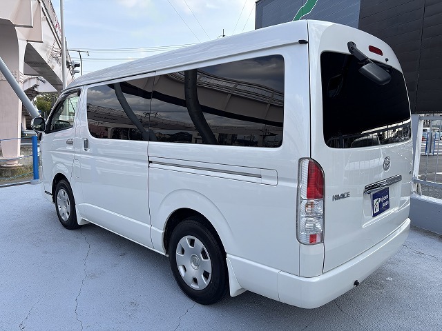 キャンピングカーバンコン