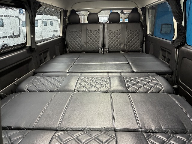 キャンピングカーバンコン