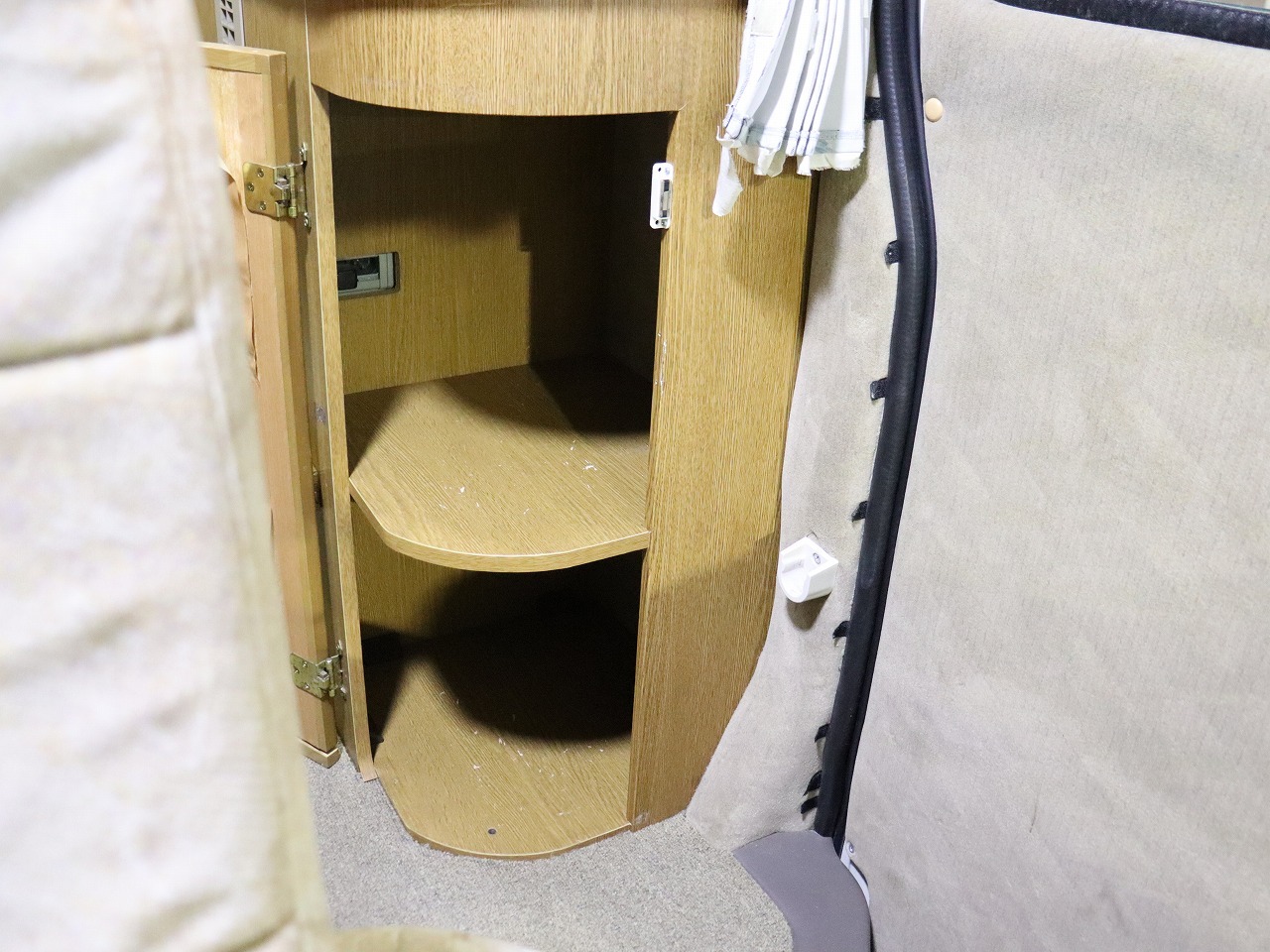 キャンピングカーバンコン