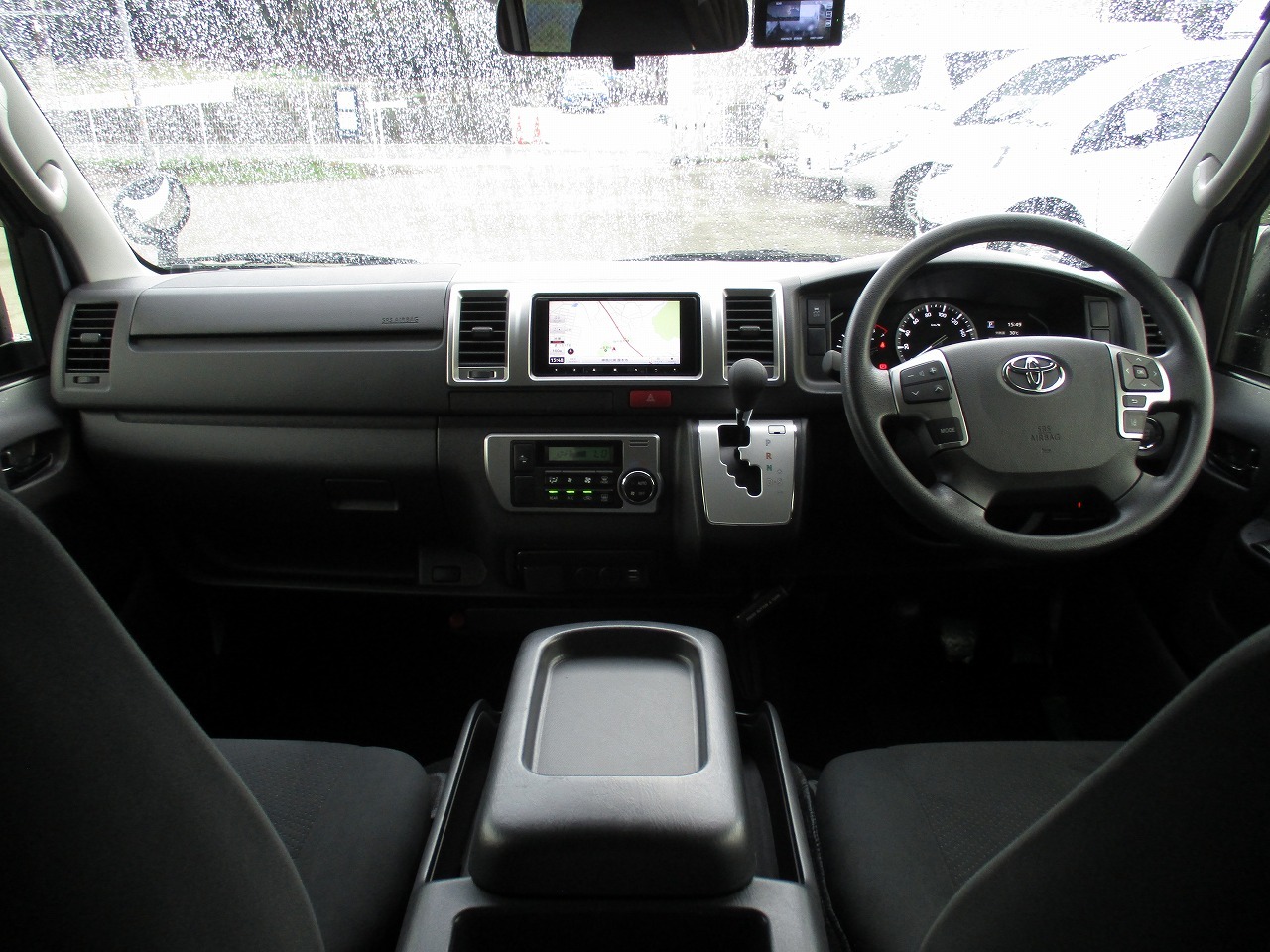 キャンピングカーバンコン