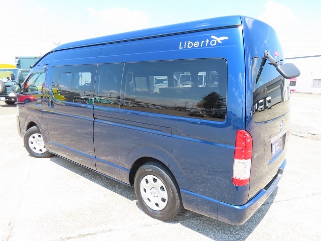 キャンピングカーバンコン