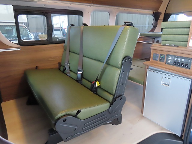 キャンピングカーバンコン