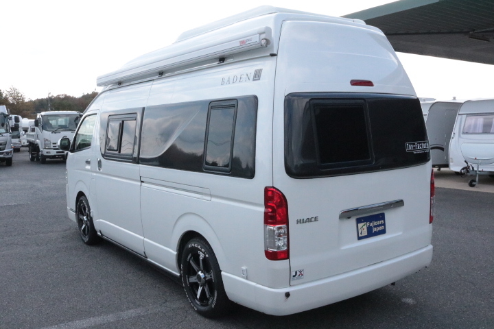 キャンピングカーバンコン