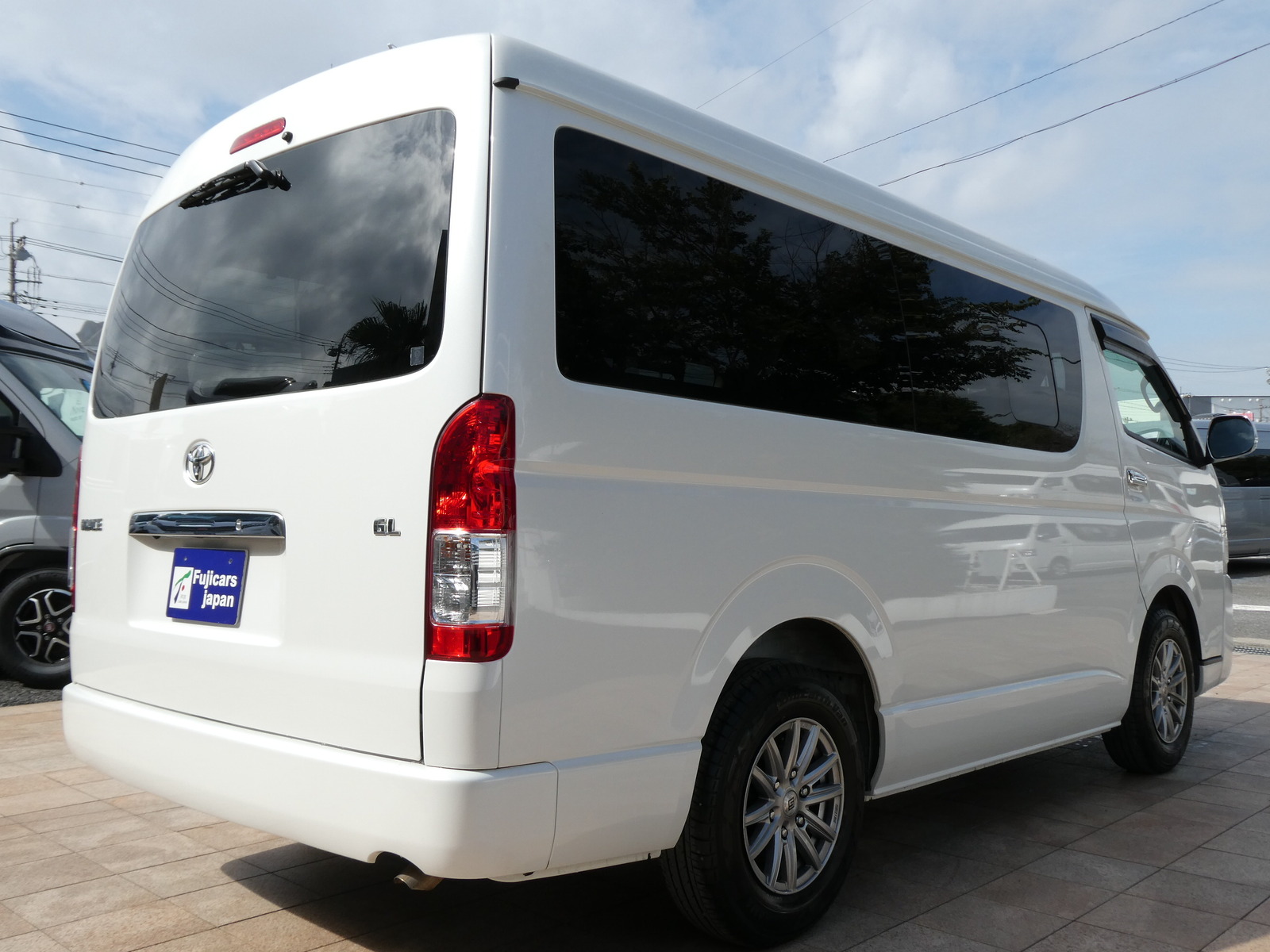 キャンピングカーバンコン