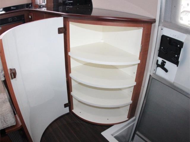 キャンピングカーキャブコン