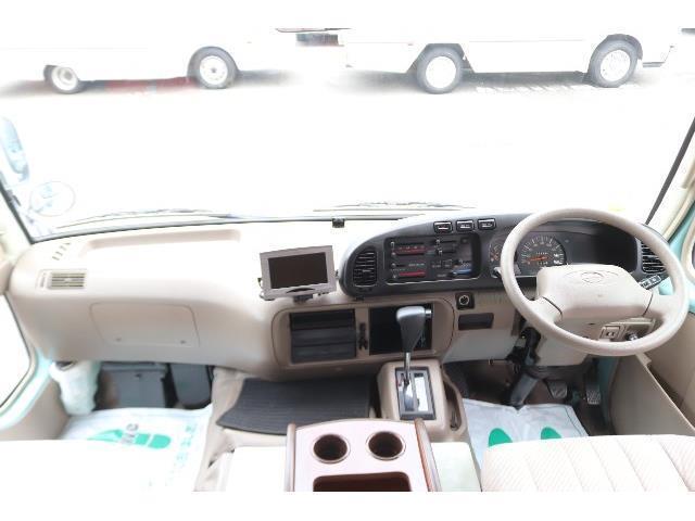 キャンピングカーバスコン