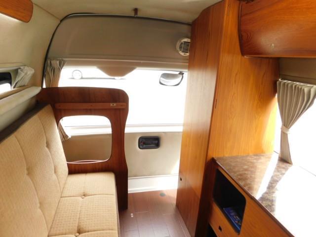 キャンピングカーバンコン