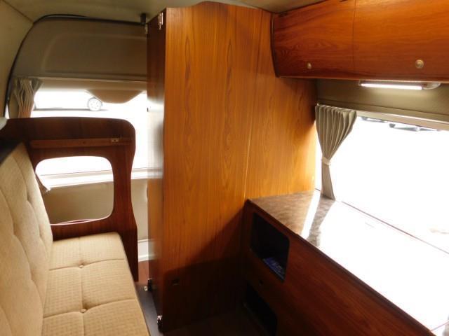 キャンピングカーバンコン