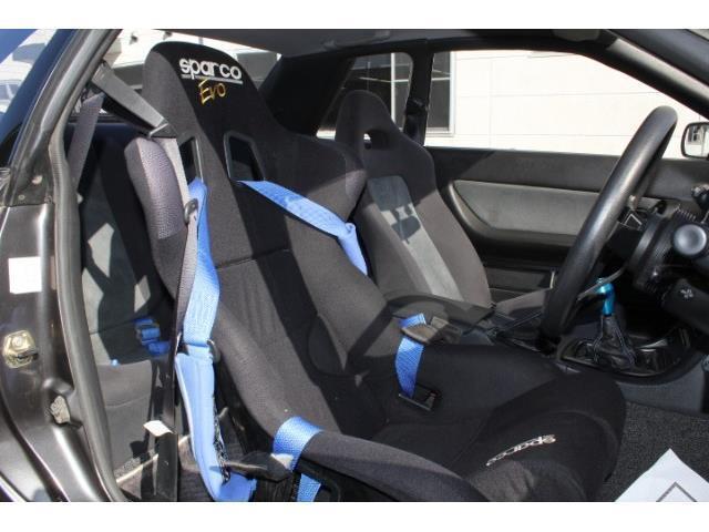 日産スカイライン