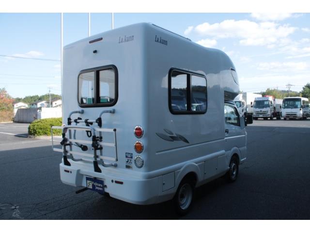 キャンピングカー軽キャンパー