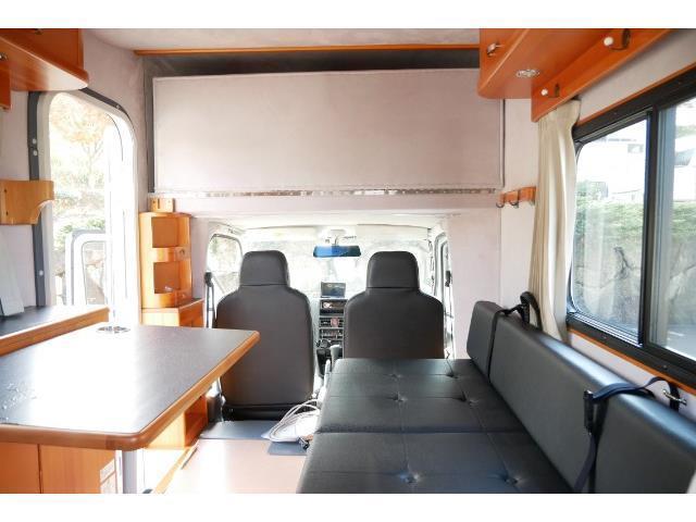 キャンピングカー軽キャンパー