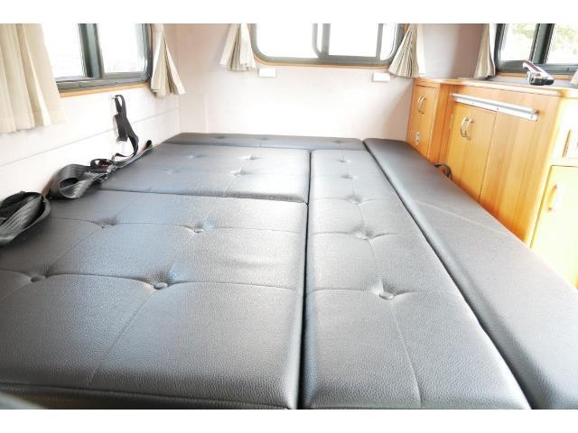 キャンピングカー軽キャンパー