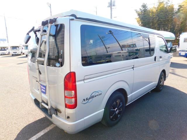 キャンピングカーバンコン