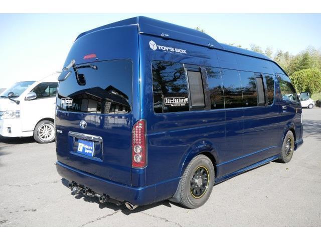 キャンピングカーバンコン