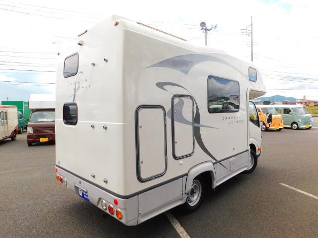 キャンピングカーキャブコン