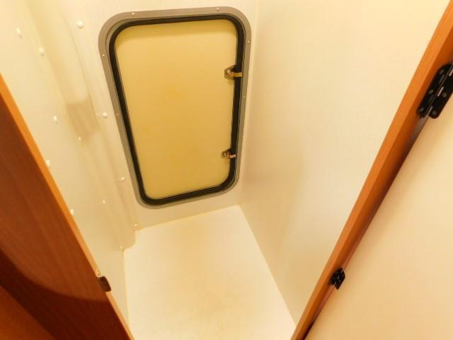 キャンピングカーキャブコン