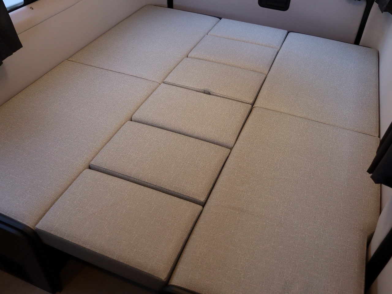 キャンピングカーバンコン