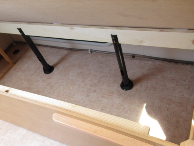 キャンピングカートレーラー