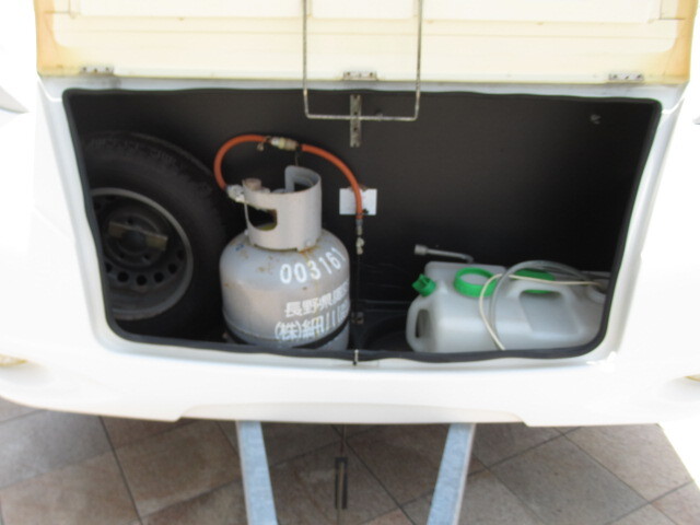 キャンピングカートレーラー