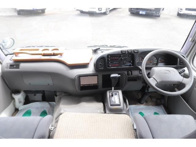 キャンピングカーバスコン