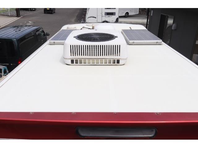 キャンピングカーバスコン