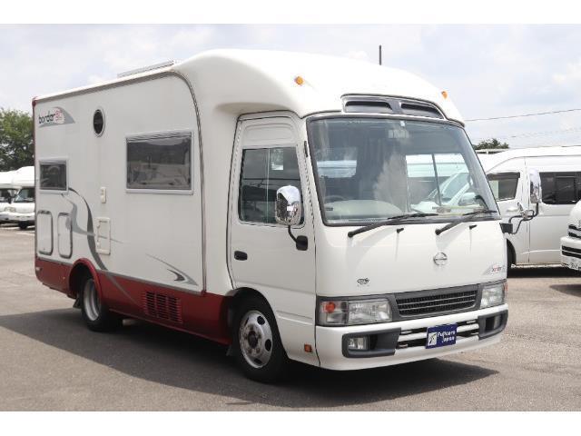 キャンピングカーバスコン