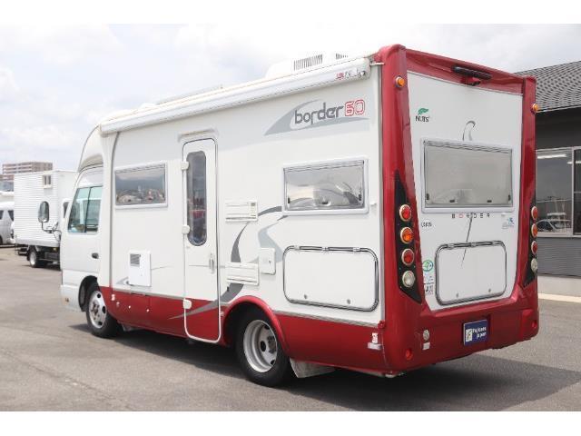 キャンピングカーバスコン