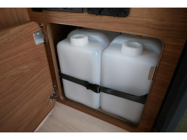 キャンピングカーバンコン