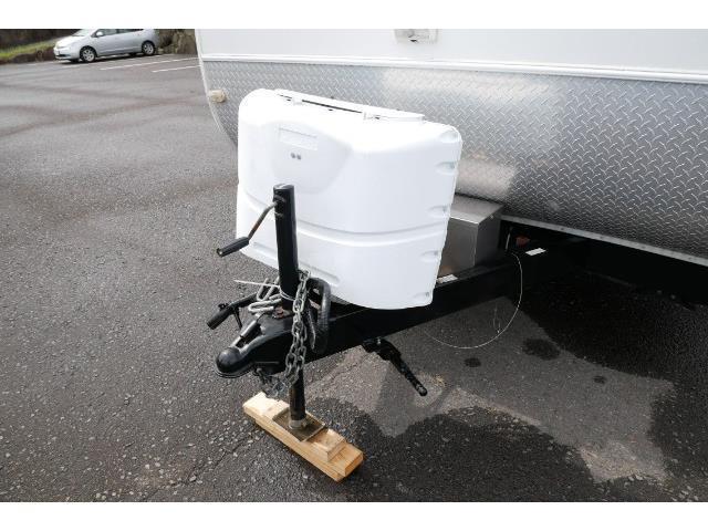 キャンピングカートレーラー