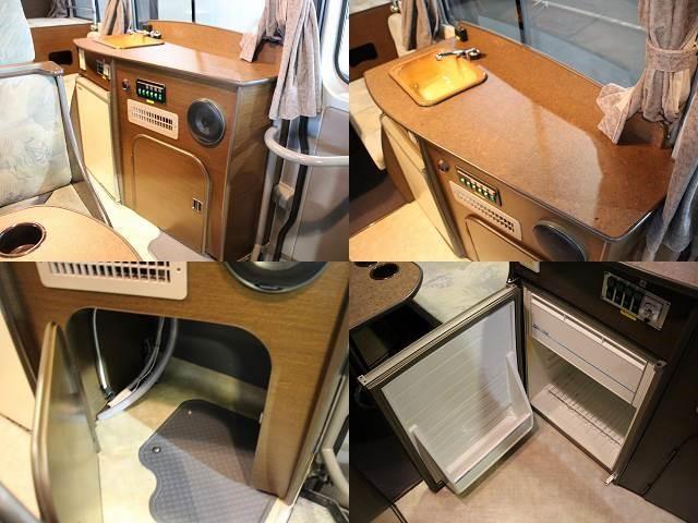 キャンピングカーバスコン