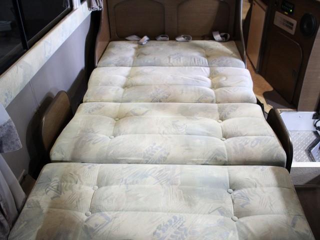 キャンピングカーバスコン