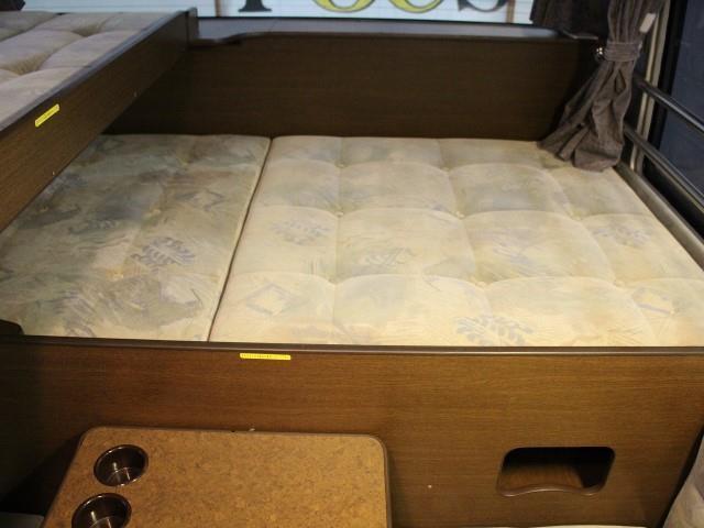 キャンピングカーバスコン