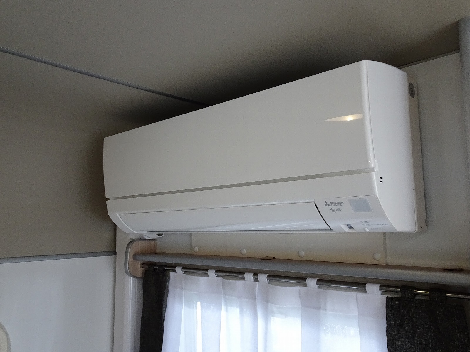 キャンピングカートレーラー