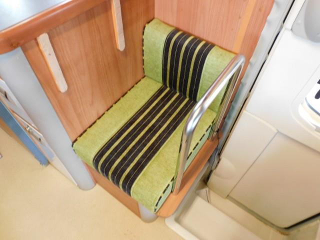 キャンピングカーキャブコン