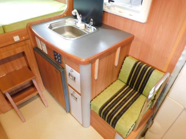 キャンピングカーキャブコン