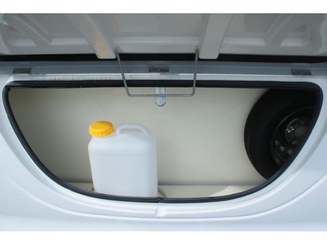 キャンピングカートレーラー