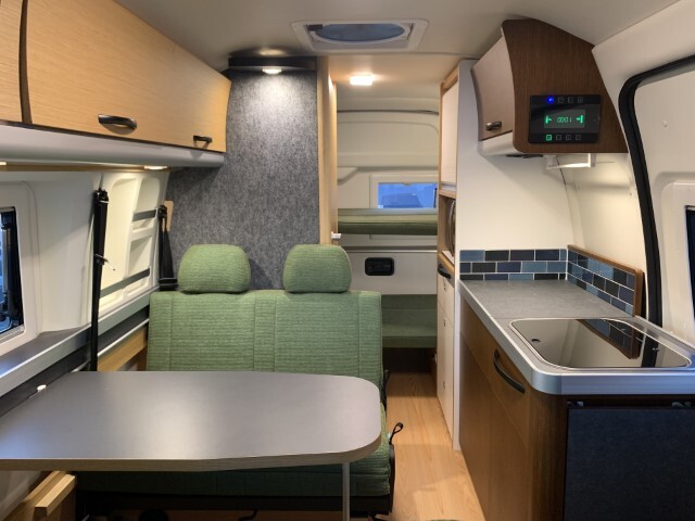 キャンピングカーバンコン