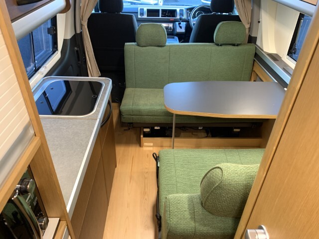 キャンピングカーバンコン