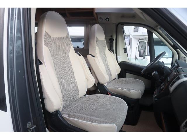 キャンピングカーキャブコン