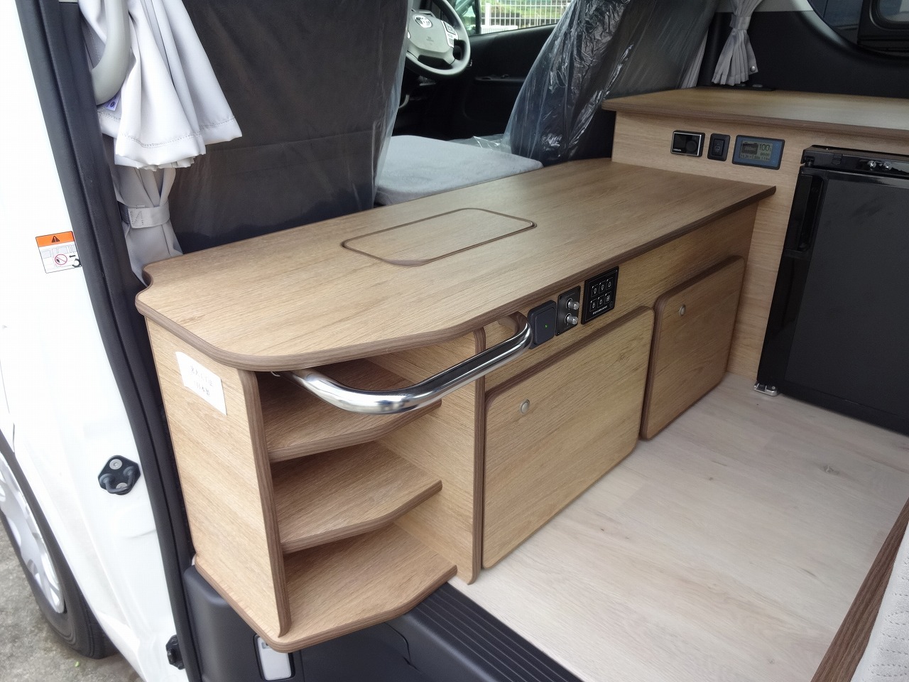 キャンピングカーバンコン