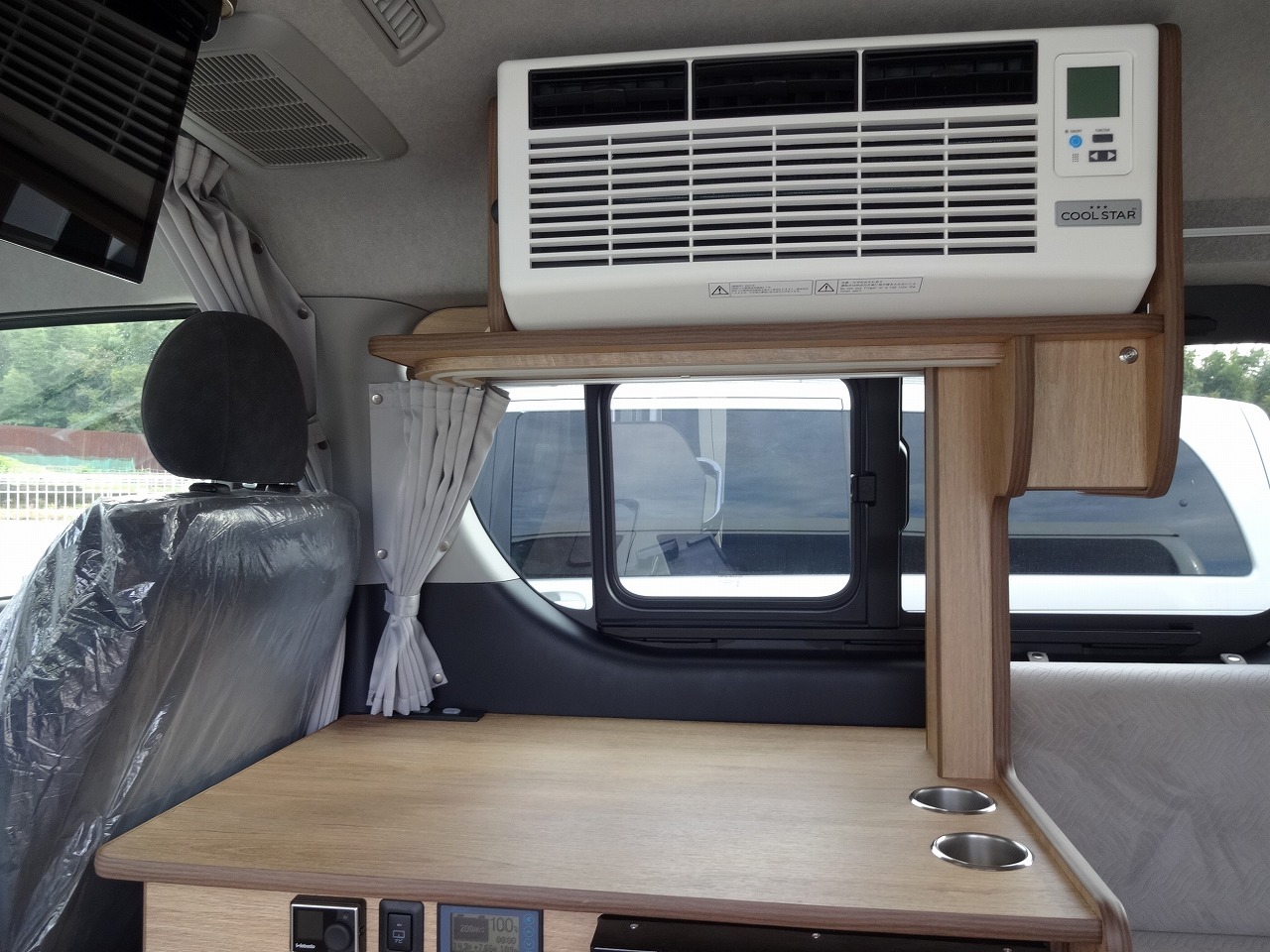 キャンピングカーバンコン