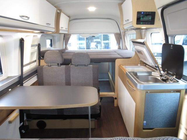 キャンピングカーバンコン