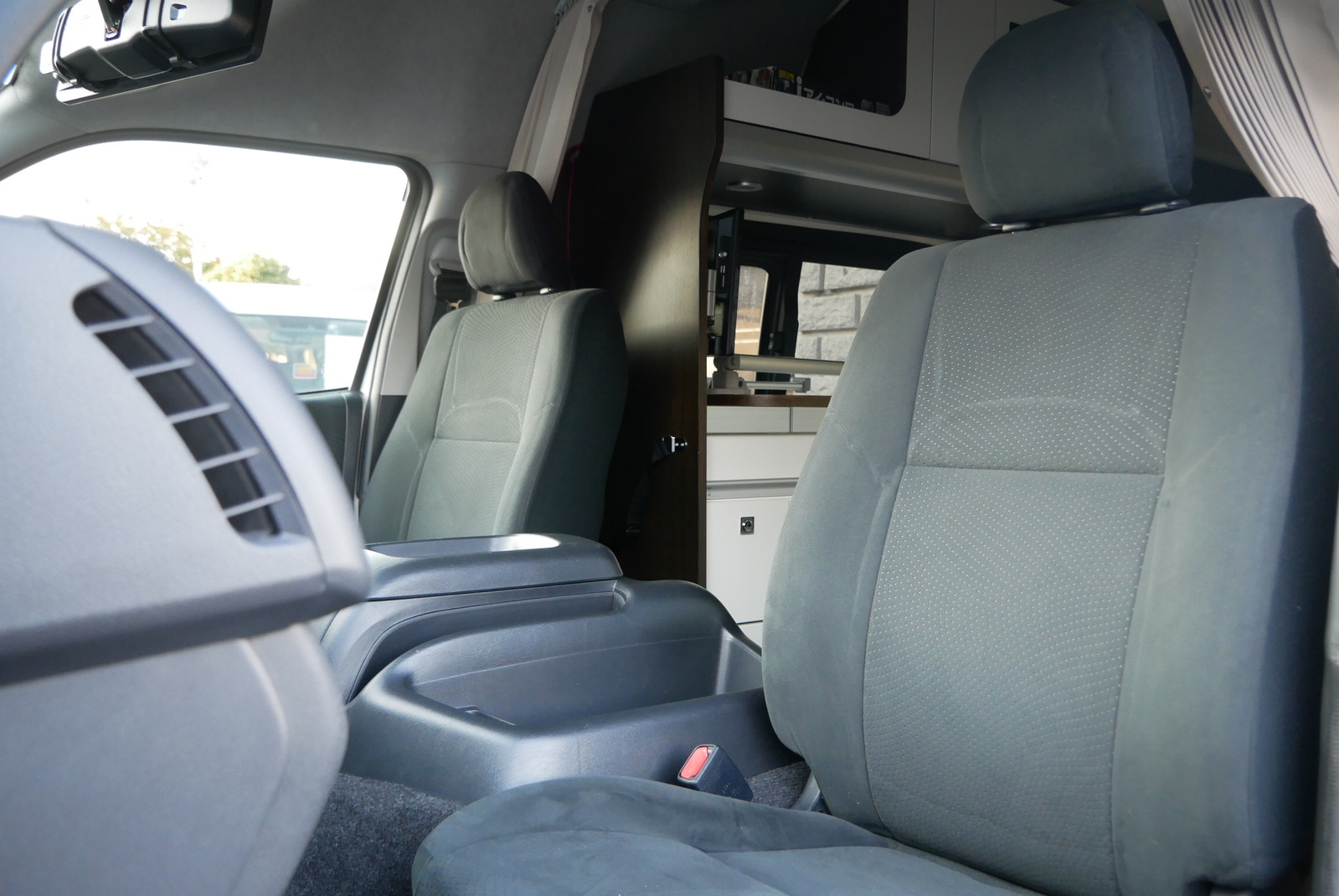 キャンピングカーバンコン