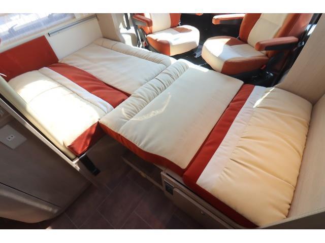 キャンピングカーキャブコン