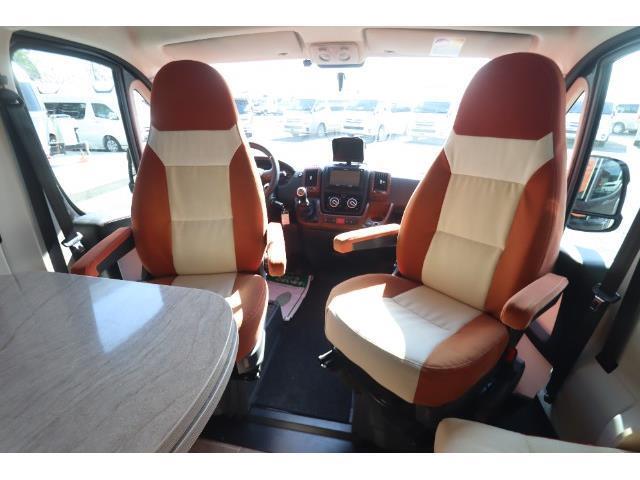 キャンピングカーキャブコン