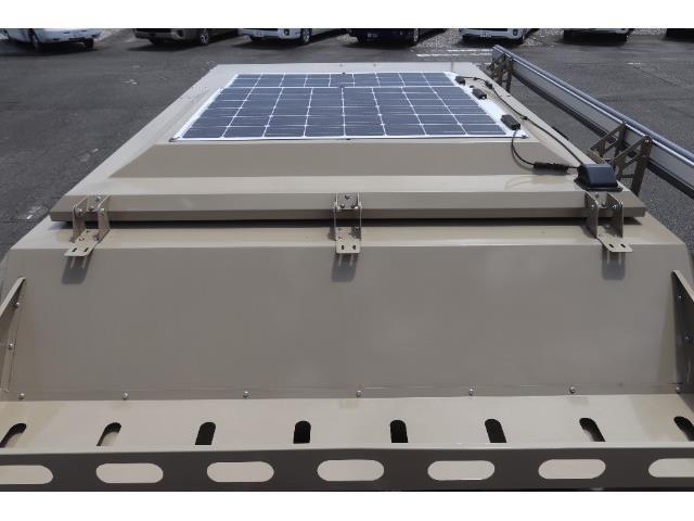 キャンピングカートレーラー