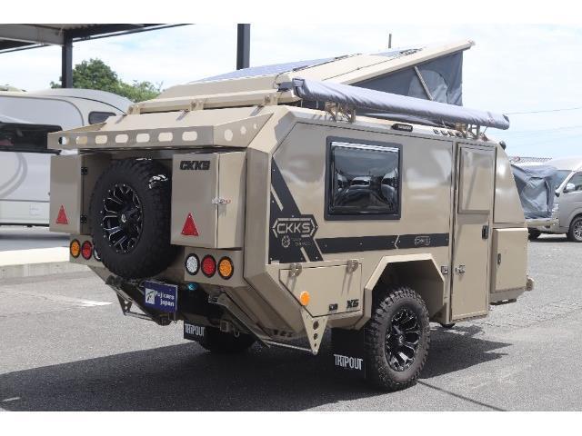 キャンピングカートレーラー