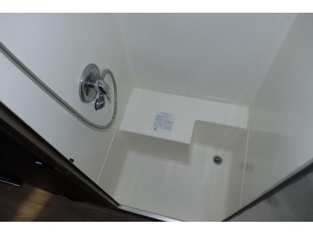 キャンピングカートレーラー