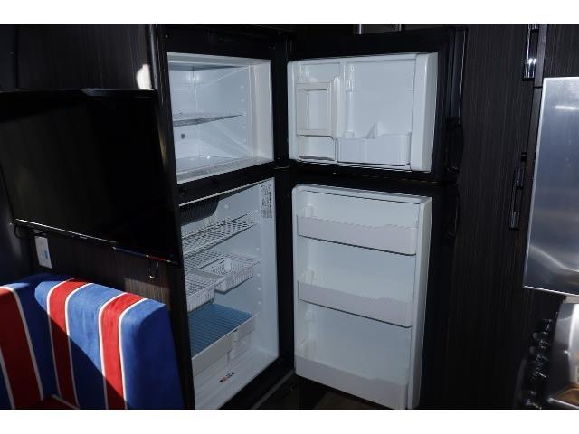 キャンピングカートレーラー