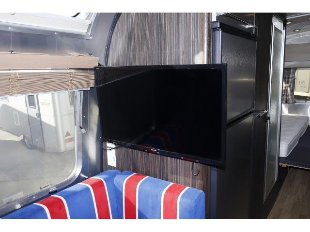 キャンピングカートレーラー